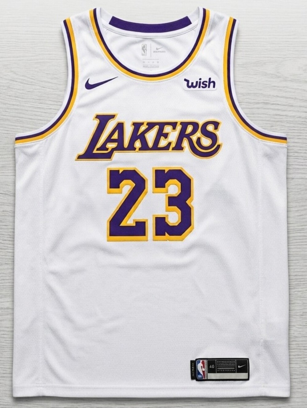 Authentic Nike NBA LA Lakers LeBron James #23 White Swingman Jersey, Size 48